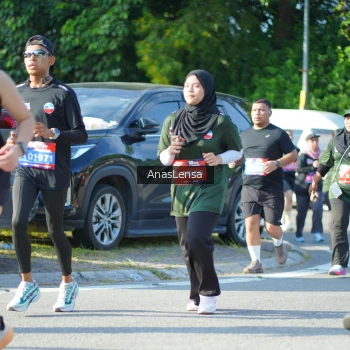 Runner Photo 3978661
