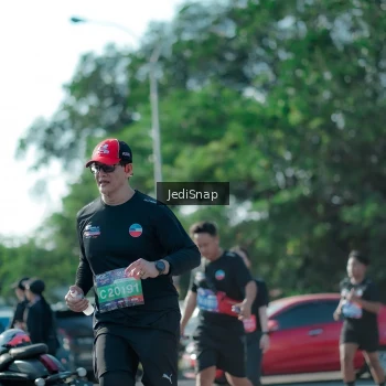 Runner Photo 3978710