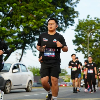 Runner Photo 3978711