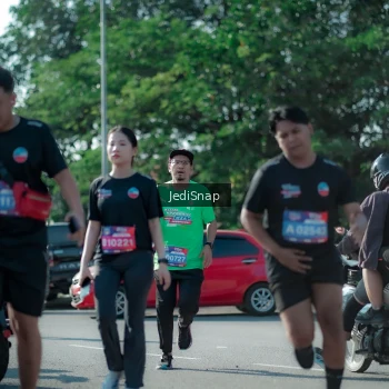 Runner Photo 3978738
