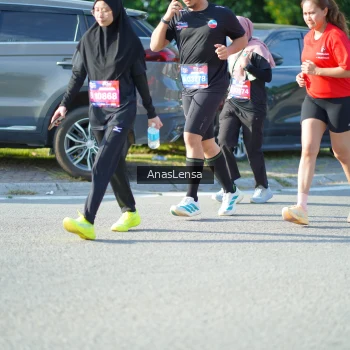Runner Photo 3978769