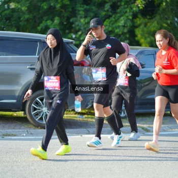 Runner Photo 3978776
