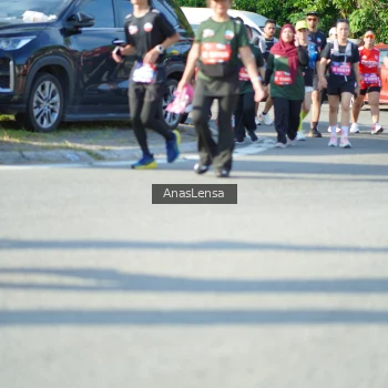 Runner Photo 3978906