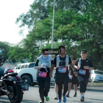 Runner Photo 3978982