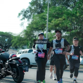 Runner Photo 3978992