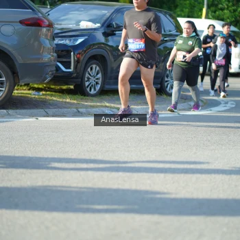 Runner Photo 3979376