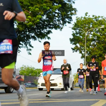 Runner Photo 3979641