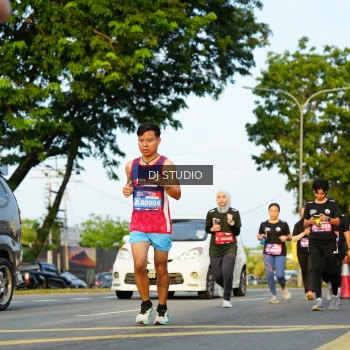 Runner Photo 3979645
