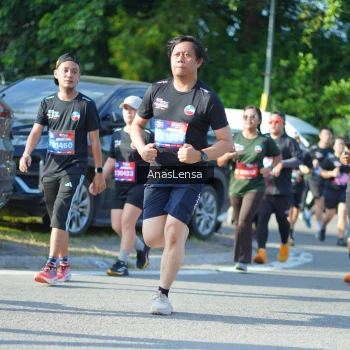 Runner Photo 3979651