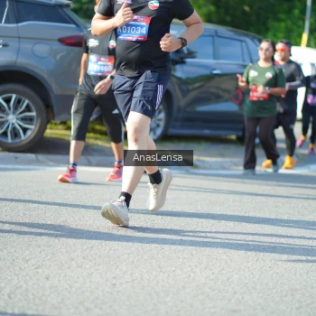 Runner Photo 3979660