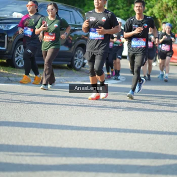 Runner Photo 3979668