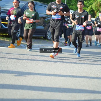 Runner Photo 3979672