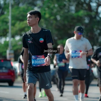 Runner Photo 3979739