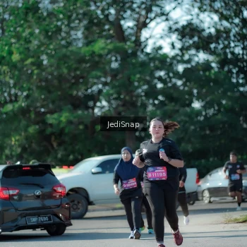 Runner Photo 3979743