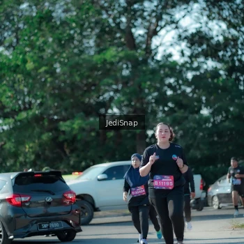 Runner Photo 3979744