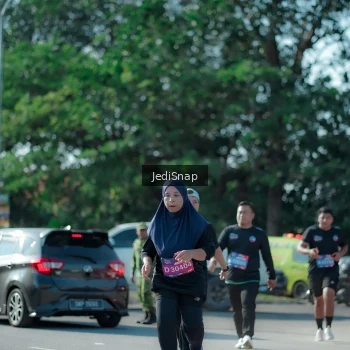 Runner Photo 3979795