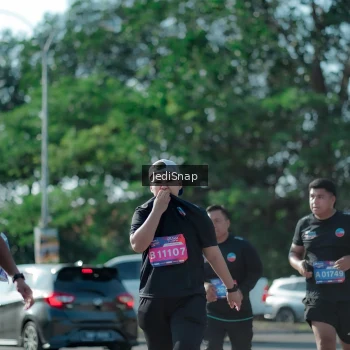 Runner Photo 3979822