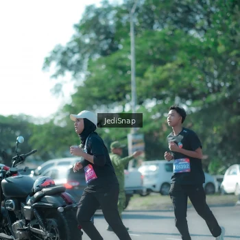 Runner Photo 3979883