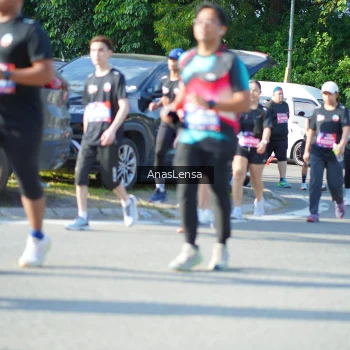 Runner Photo 3979972