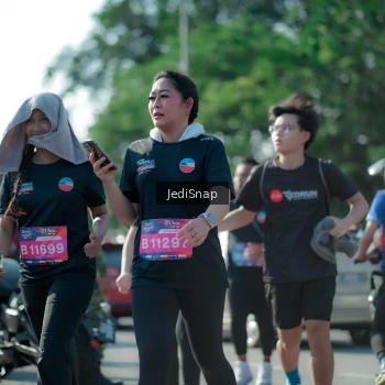 Runner Photo 3979973