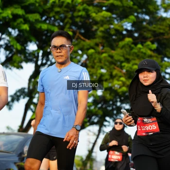 Runner Photo 3979993