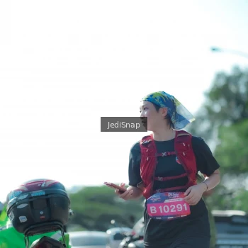 Runner Photo 3980060