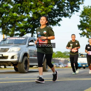Runner Photo 3980200