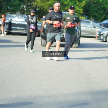 Runner Photo 3980773