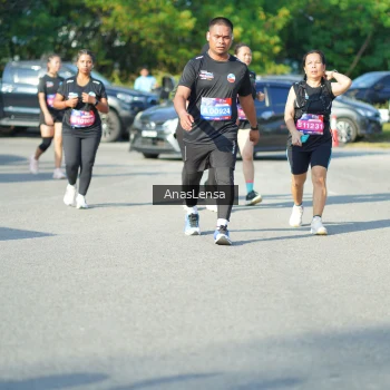 Runner Photo 3980866