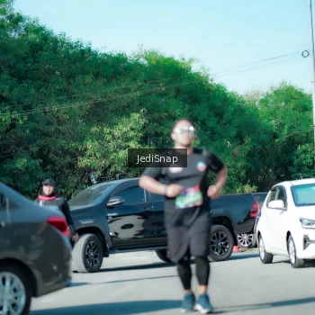 Runner Photo 3981017