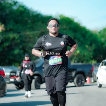 Runner Photo 3981021