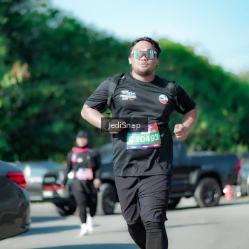 Runner Photo 3981032