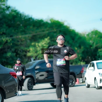 Runner Photo 3981039