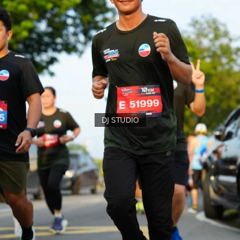 Runner Photo 3981042