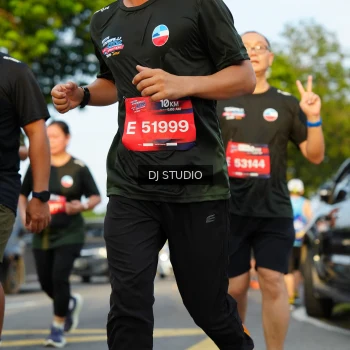 Runner Photo 3981074