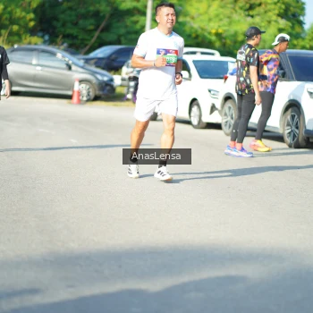 Runner Photo 3981092