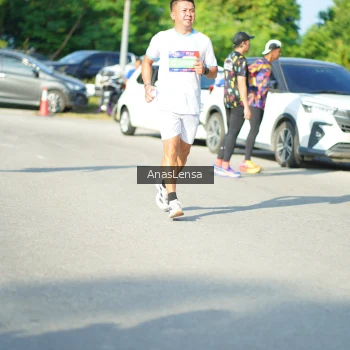 Runner Photo 3981119