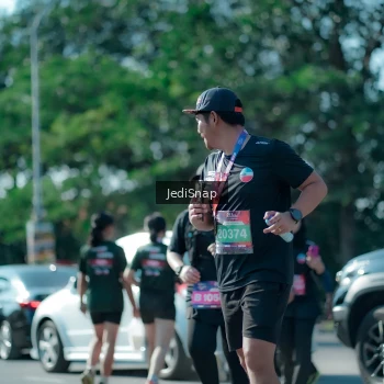 Runner Photo 3981147