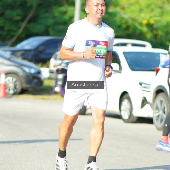 Runner Photo 3981155