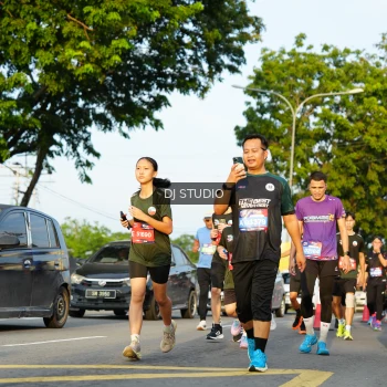 Runner Photo 3981192