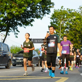 Runner Photo 3981196