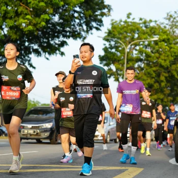 Runner Photo 3981245