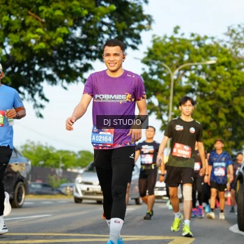 Runner Photo 3981343