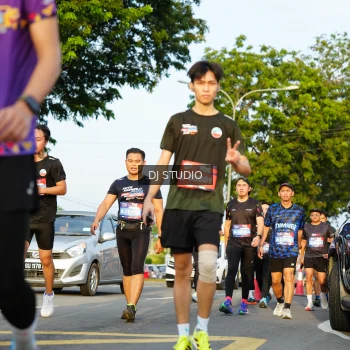 Runner Photo 3981355