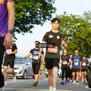 Runner Photo 3981361