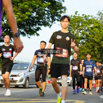 Runner Photo 3981378