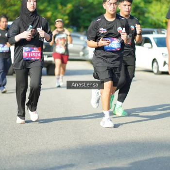 Runner Photo 3981393