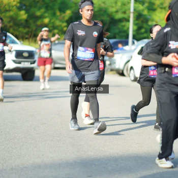 Runner Photo 3981465
