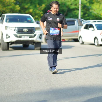 Runner Photo 3981511