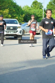 Runner Photo 3981518
